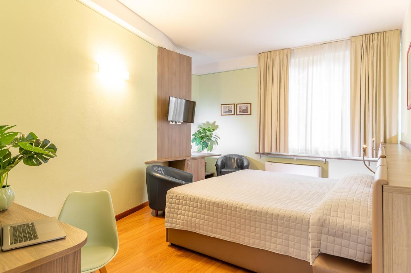 Hotel Zio Imola Extérieur photo